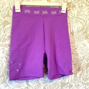 Yitty Biker Shorts, purple.